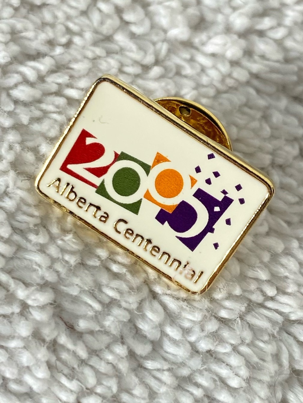 5/$35 Vintage 2005 Alberta Centennial Anniversary Souvenir Travel Lapel Pin